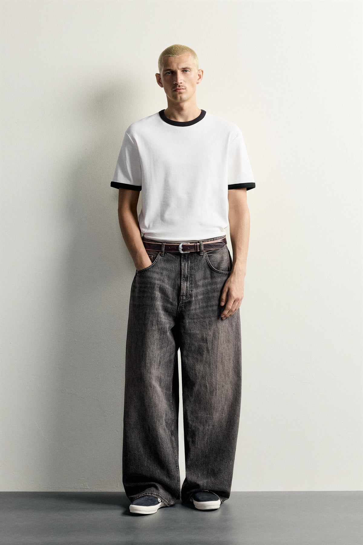 Extra Baggy Fit Jeans – Tinted Dark Indigo