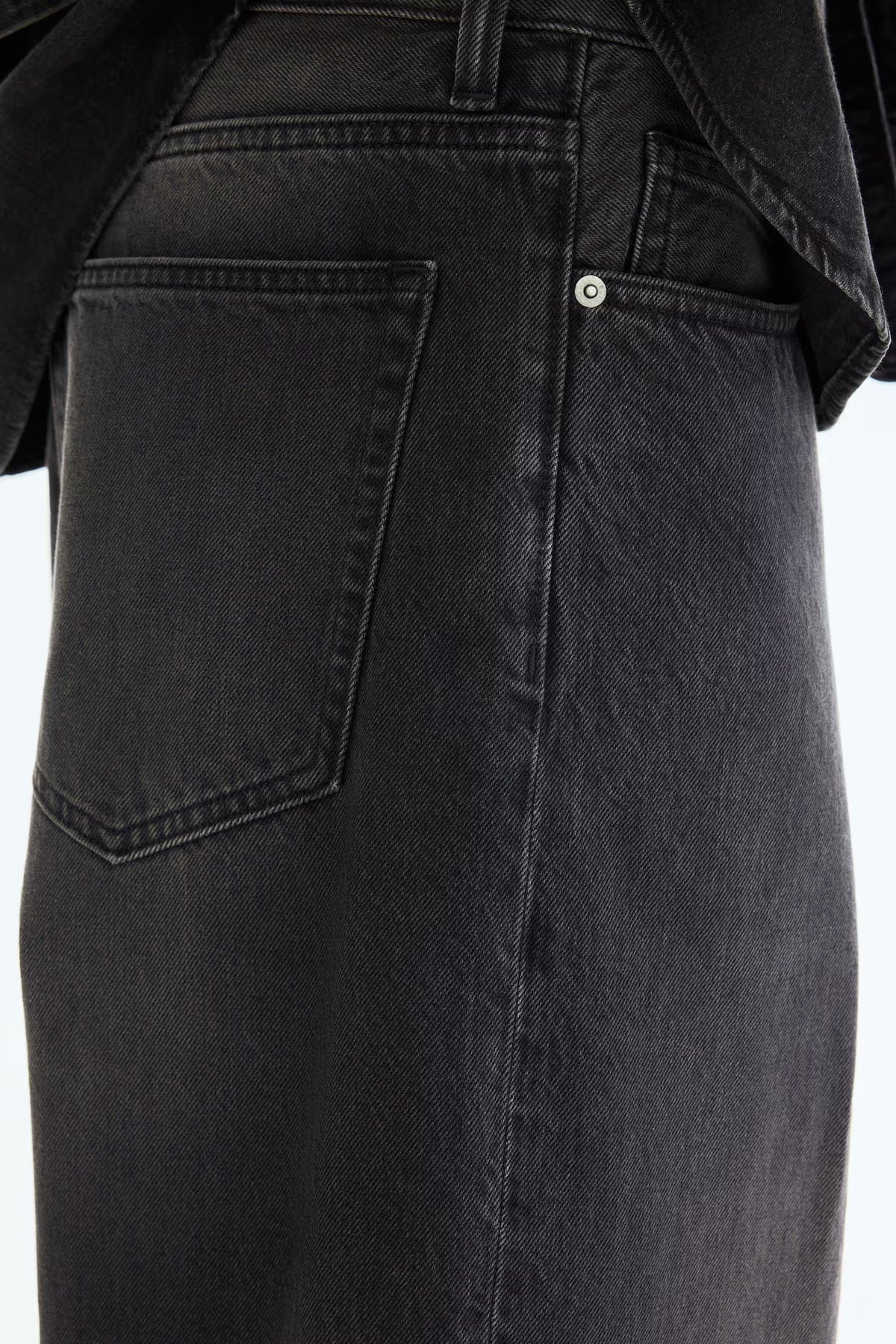 Relaxed Straight Fit Jeans – Light Blue