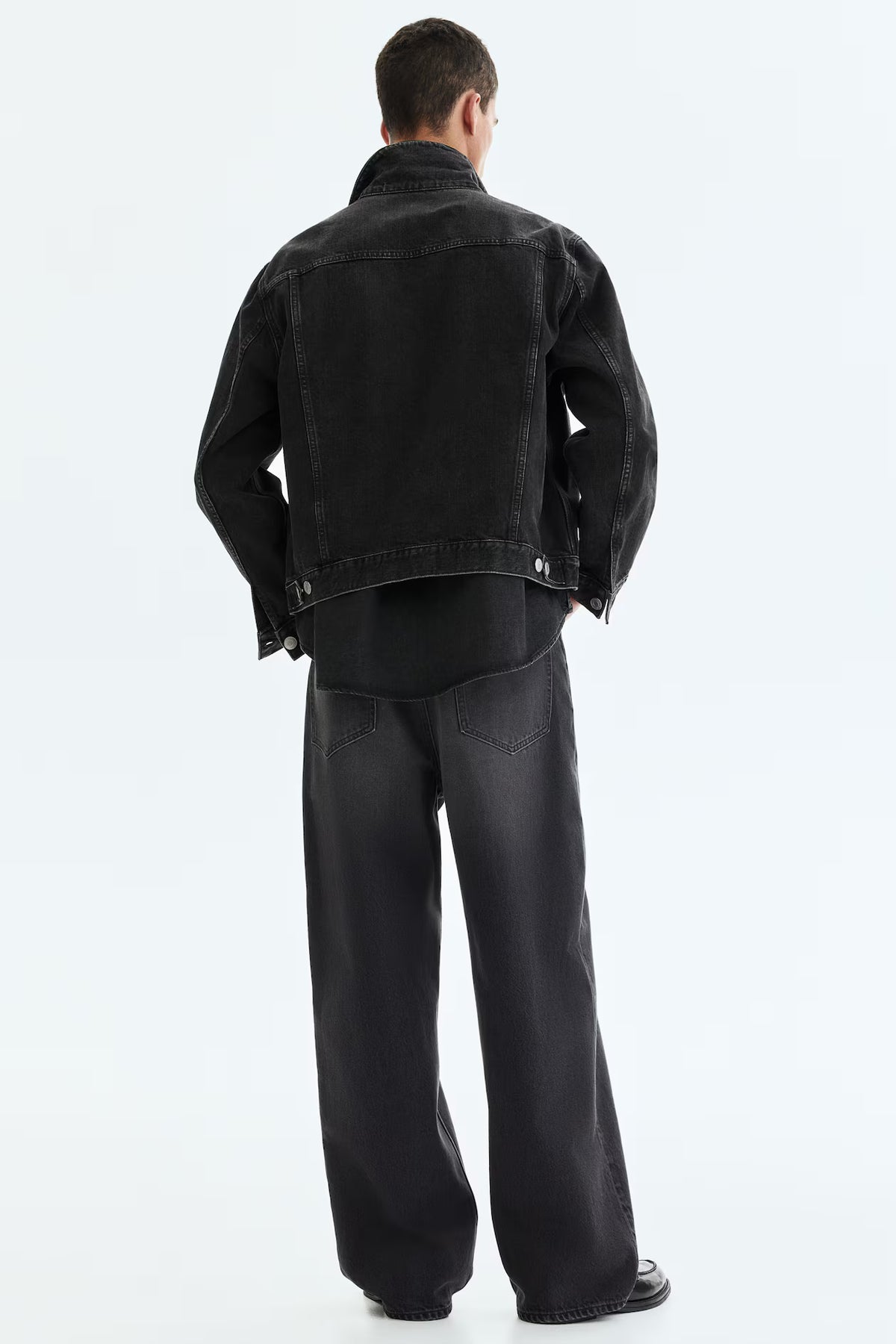 Relaxed Straight Fit Jeans – Light Blue